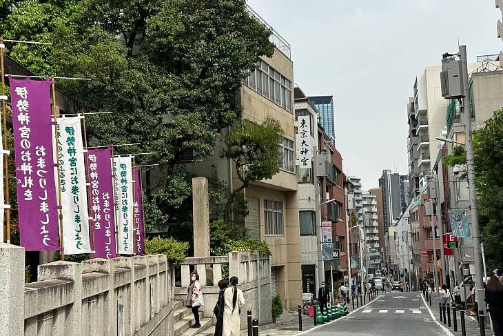 � ������ ������� ������ ����� ������������� � �������� 